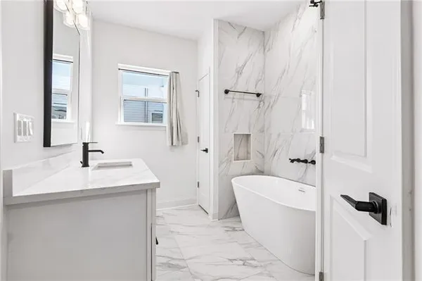 $2,500 | 2033 Conti Street, New Orleans, LA 70112