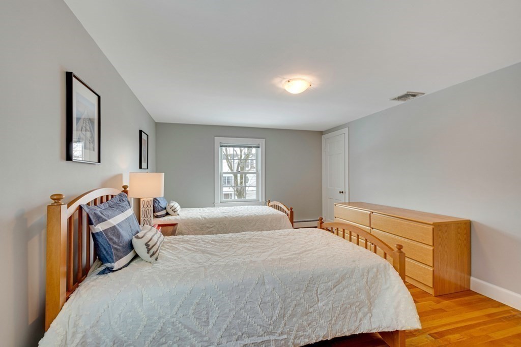 32 Lancaster Road Needham, MA 02492 - Photo 21 of 36