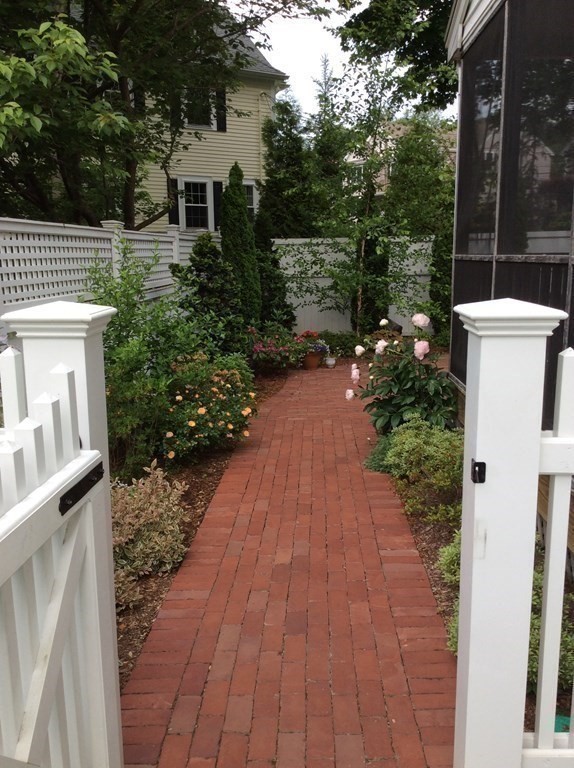 32 Lancaster Road Needham, MA 02492 - Photo 34 of 36