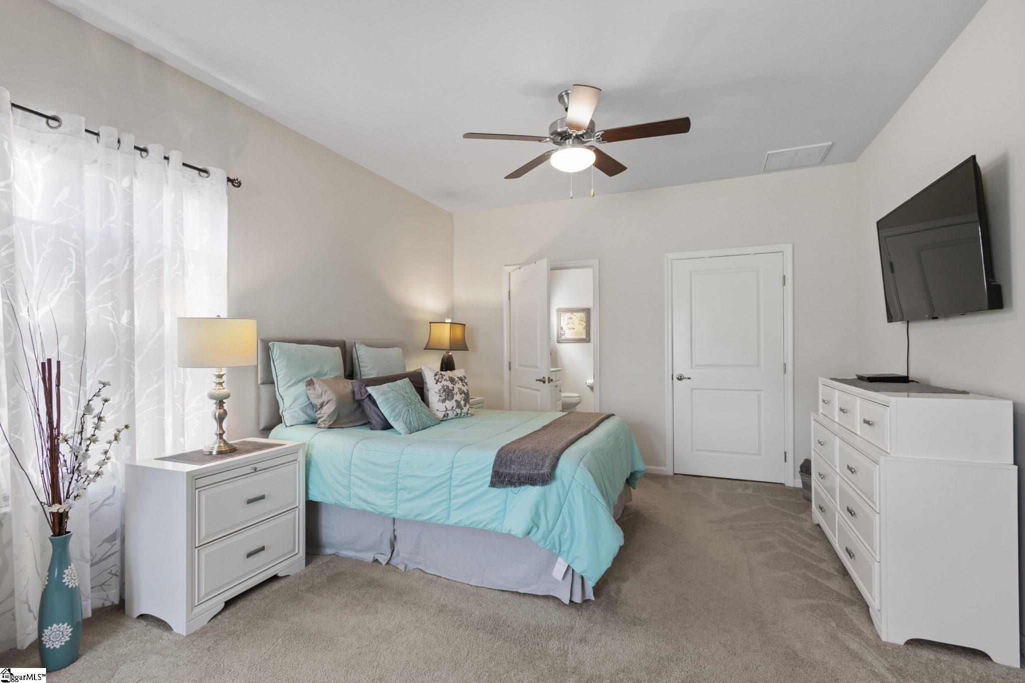 526 Bucklebury Road Greer, SC 29651 - Photo 13 of 26 Gallery Image 13