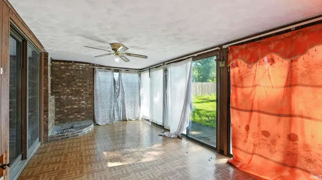 $210,000 | 3929 Plaza Drive, Fort Wayne, IN 46806