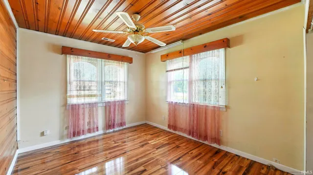 $210,000 | 3929 Plaza Drive, Fort Wayne, IN 46806