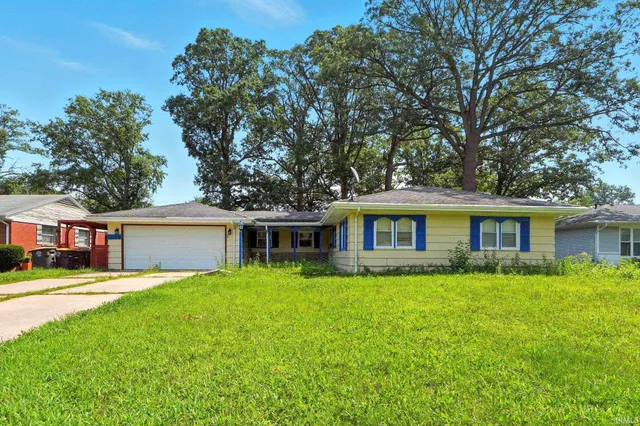 $210,000 | 3929 Plaza Drive, Fort Wayne, IN 46806