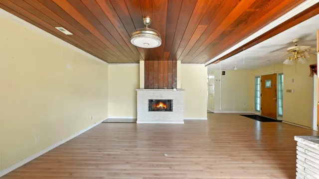 $210,000 | 3929 Plaza Drive, Fort Wayne, IN 46806