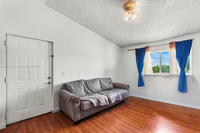 $219,000 | 3630 North 56th Avenue, Unit 323, Hollywood, FL 33021