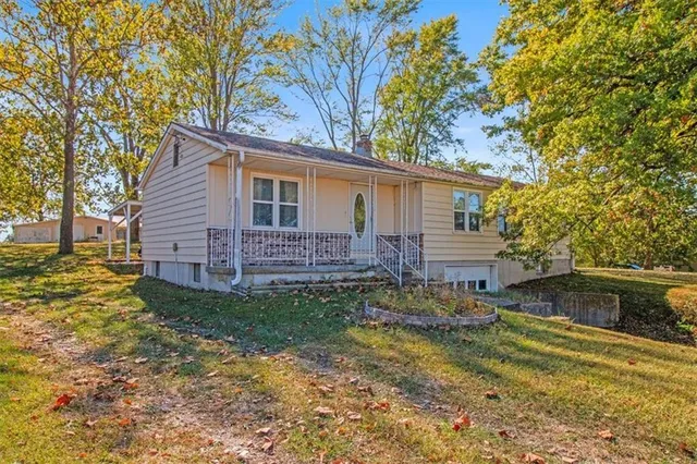 $400,000 | 4038 Owl Creek Road, Odessa, MO 64076