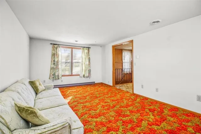 $400,000 | 4038 Owl Creek Road, Odessa, MO 64076