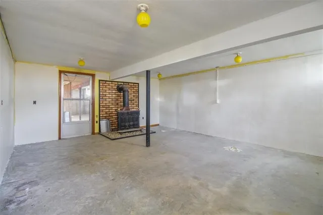 $400,000 | 4038 Owl Creek Road, Odessa, MO 64076