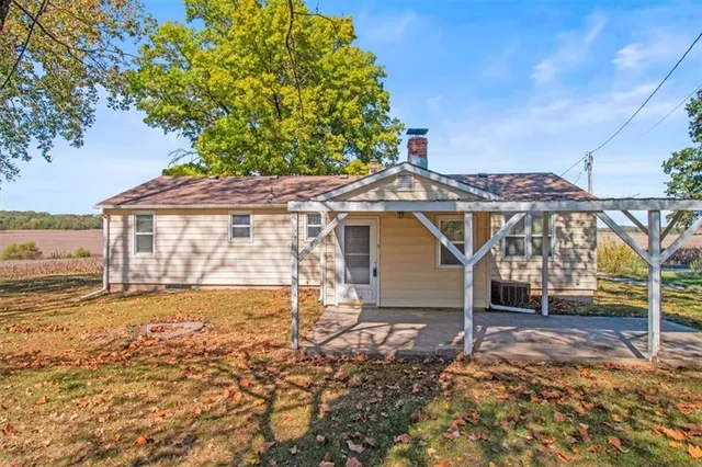 $400,000 | 4038 Owl Creek Road, Odessa, MO 64076