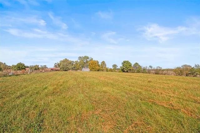 $400,000 | 4038 Owl Creek Road, Odessa, MO 64076