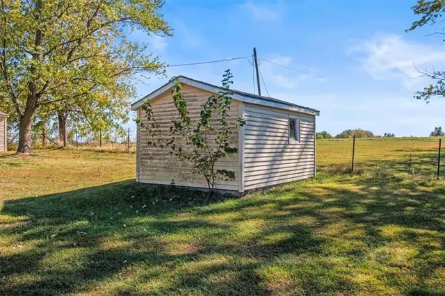 $400,000 | 4038 Owl Creek Road, Odessa, MO 64076