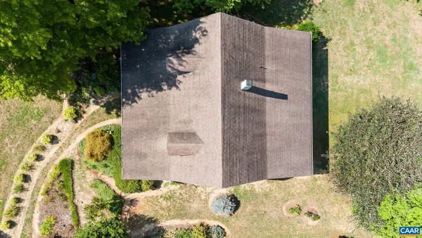 $310,000 | 246 The Cross Road, Scottsville, VA 24590