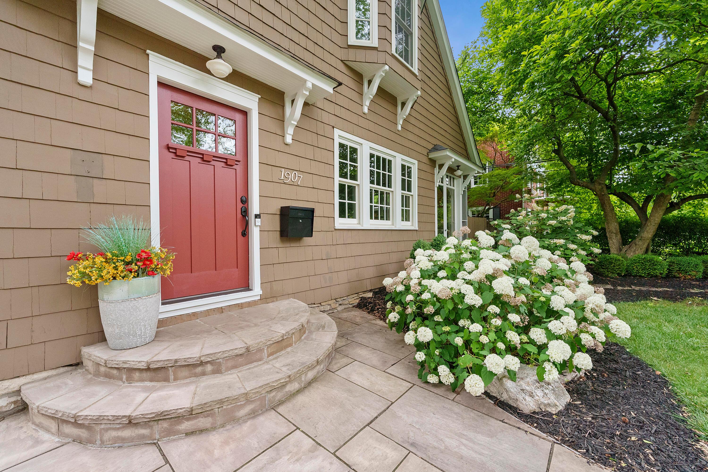 1907 North Devon Road Columbus, OH 43212 - Photo 2 of 44 Welcome