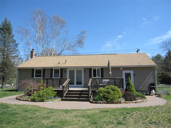 48 Overland Road Greenfield, MA 01301 - Photo 2 of 13 Gallery Image 2