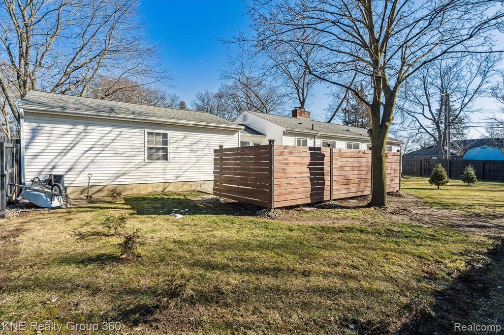 1443 Crest Road Howell, MI 48843 - Photo 30 of 31