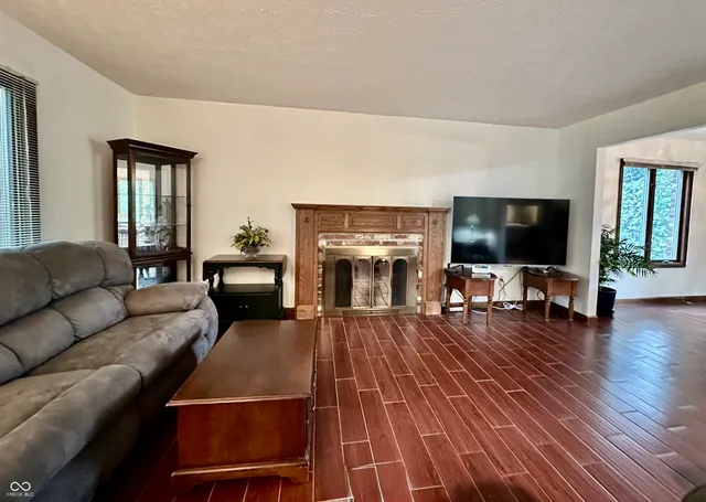 $429,000 | 105 Wood Place, Martinsville, IN 46151