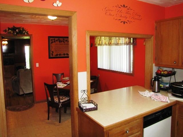 77 Daugherty Road Peterstown, WV 24963 - Photo 6 of 37 Gallery Image 6