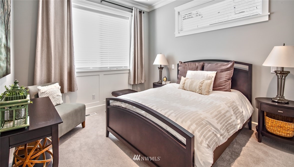 3207 107th Avenue Southeast Bellevue, WA 98004 - Photo 12 of 25