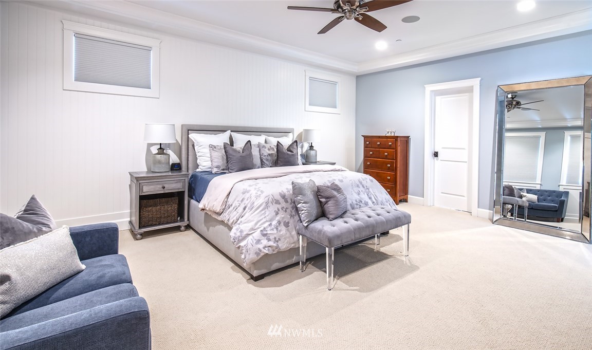 3207 107th Avenue Southeast Bellevue, WA 98004 - Photo 15 of 25