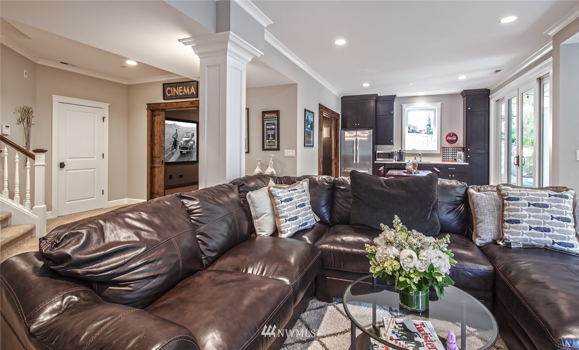 3207 107th Avenue Southeast Bellevue, WA 98004 - Photo 17 of 25