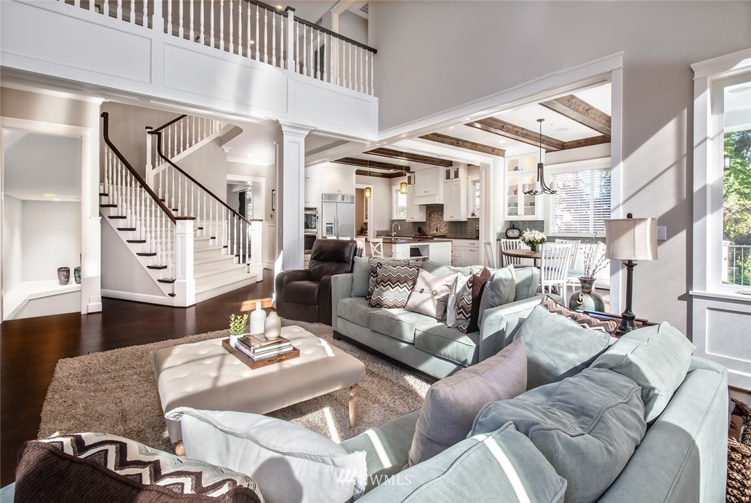 3207 107th Avenue Southeast Bellevue, WA 98004 - Photo 5 of 25