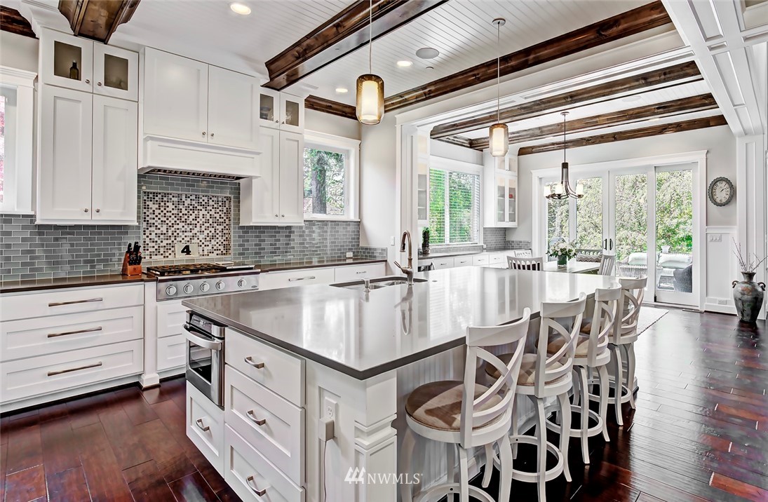 3207 107th Avenue Southeast Bellevue, WA 98004 - Photo 7 of 25