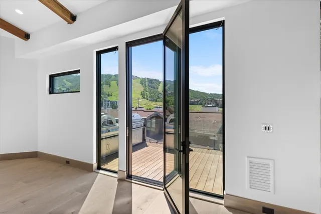 a view of an entryway