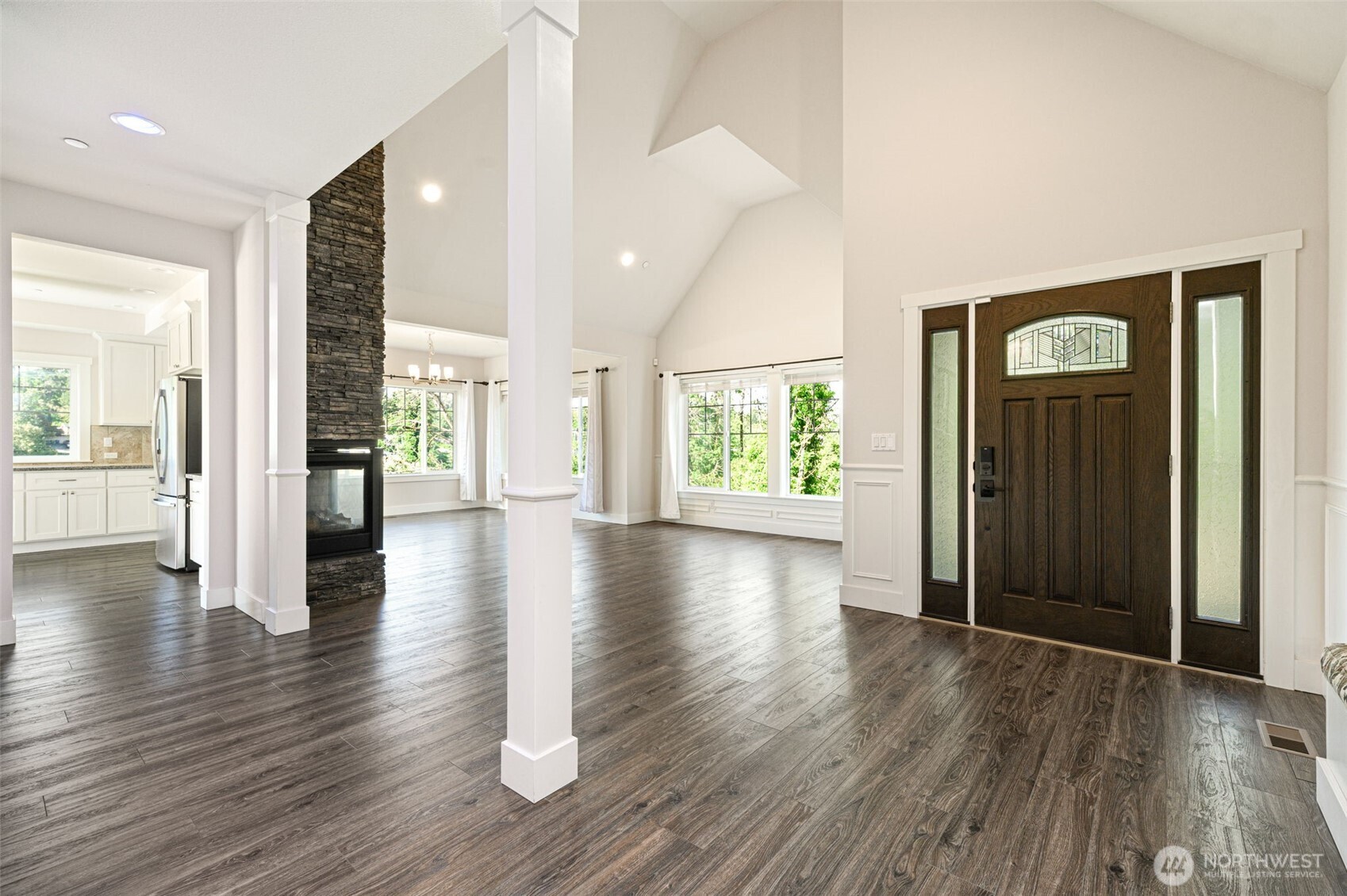 7663 South 132nd Street Seattle, WA 98178 - Photo 6 of 30