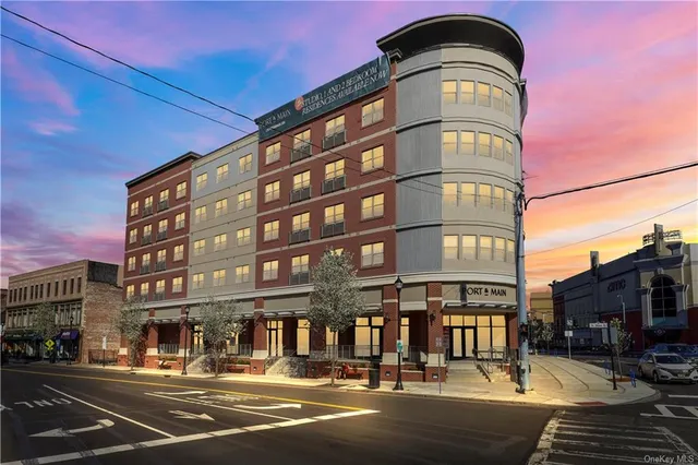 $3,661 | 194 1/2 South Main Street, Unit 202, Port Chester, NY 10573