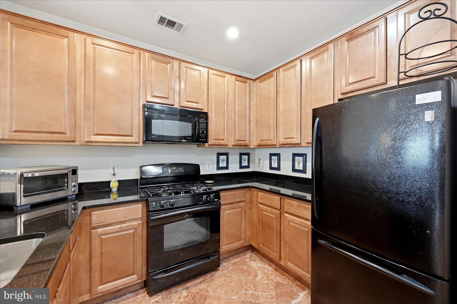 12000 Market Street, Unit 283 Reston, VA 20190 - Photo 6 of 24