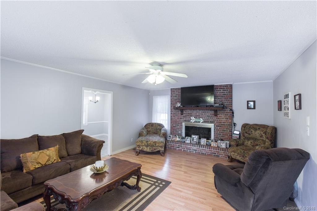 2031 Hilton Way Road Lancaster, SC 29720 - Photo 3 of 17 Gallery Image 3