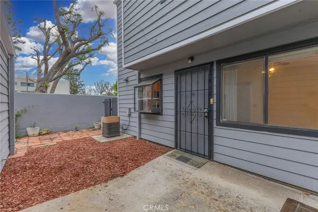 $749,000 | 3913 Candlewood Street, Lakewood, CA 90712