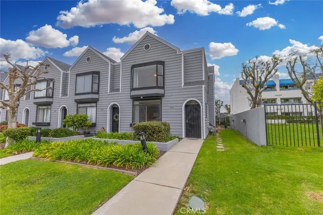 $749,000 | 3913 Candlewood Street, Lakewood, CA 90712