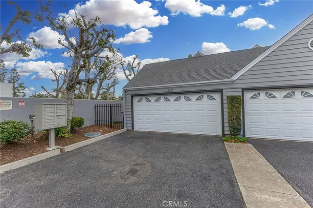 $749,000 | 3913 Candlewood Street, Lakewood, CA 90712