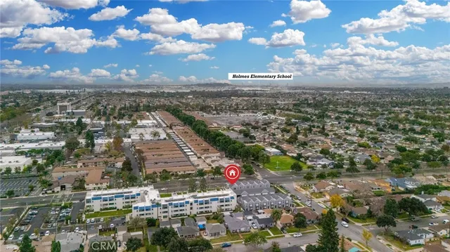 $749,000 | 3913 Candlewood Street, Lakewood, CA 90712