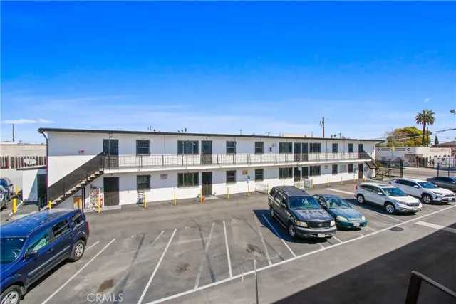 a view of a house with swimming pool