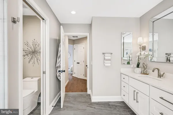 $2,324,900 | 17 Alexander Street, Alexandria, VA 22314