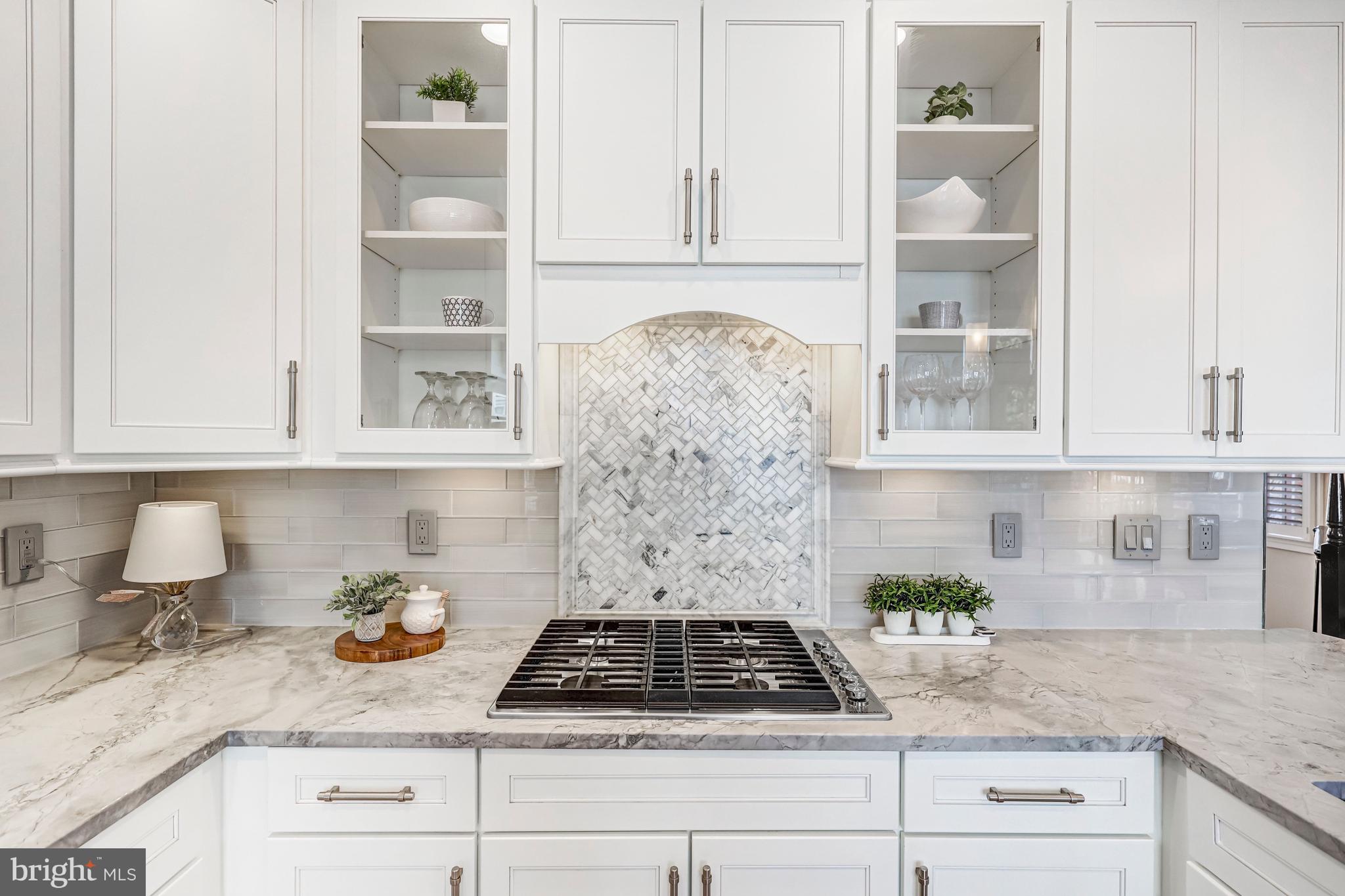 17 Alexander Street Alexandria, VA 22314 - Photo 21 of 75