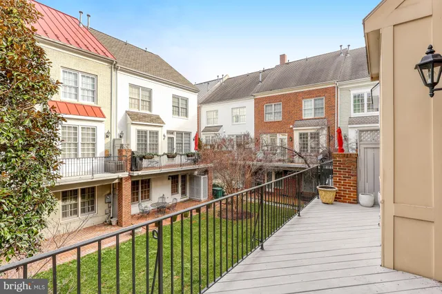 $2,550,000 | 17 Alexander Street, Alexandria, VA 22314