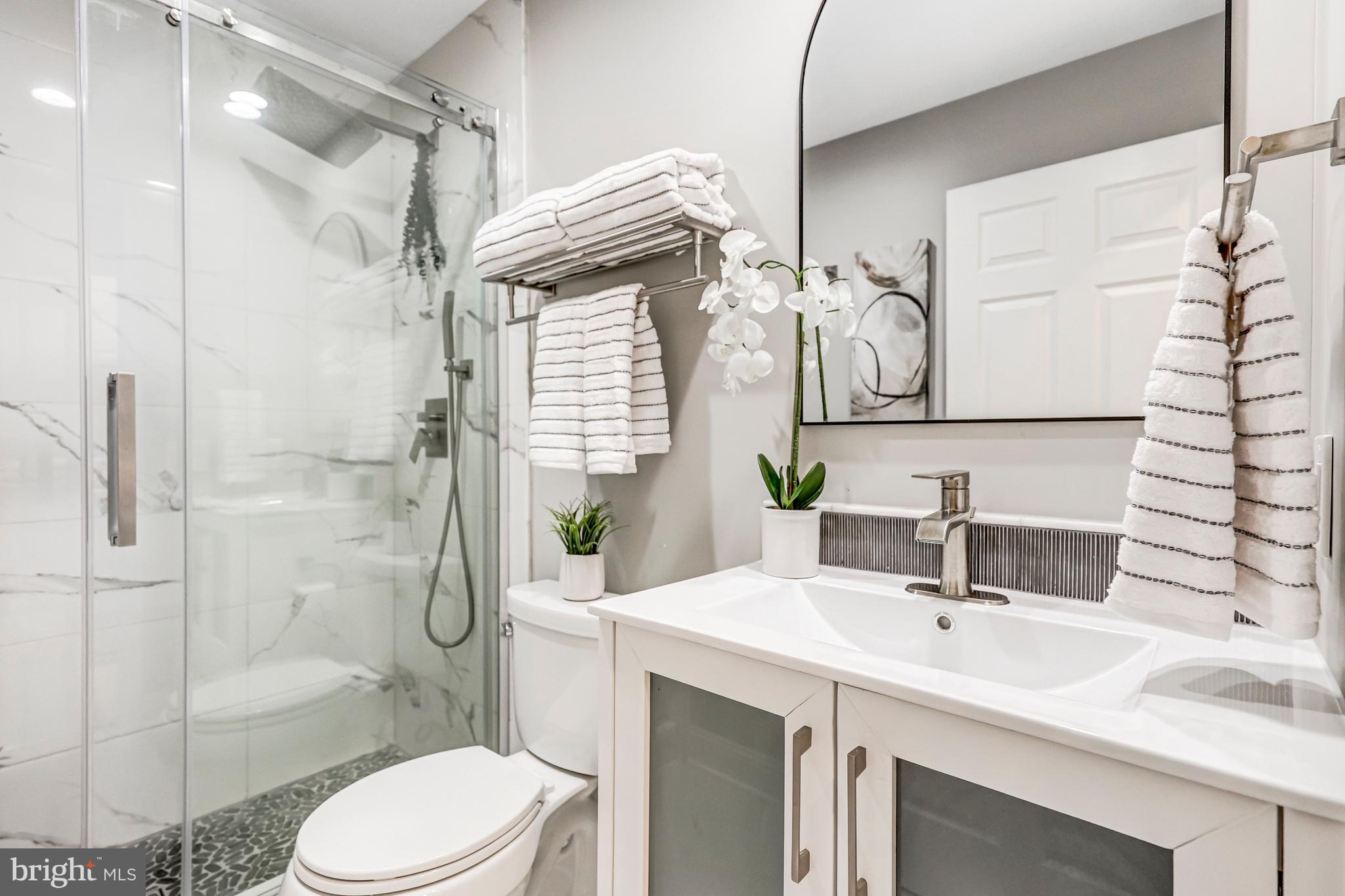 17 Alexander Street Alexandria, VA 22314 - Photo 43 of 75