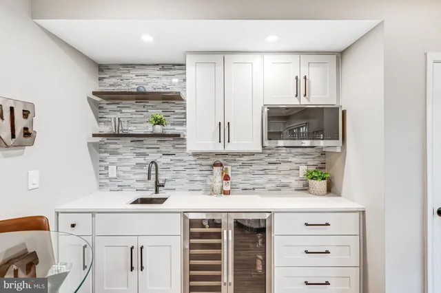 $2,550,000 | 17 Alexander Street, Alexandria, VA 22314