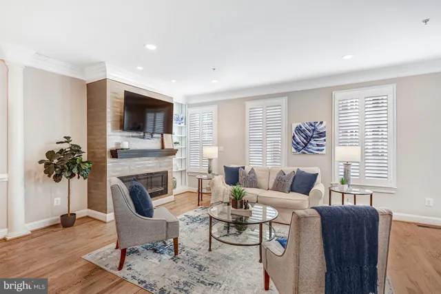 $2,550,000 | 17 Alexander Street, Alexandria, VA 22314