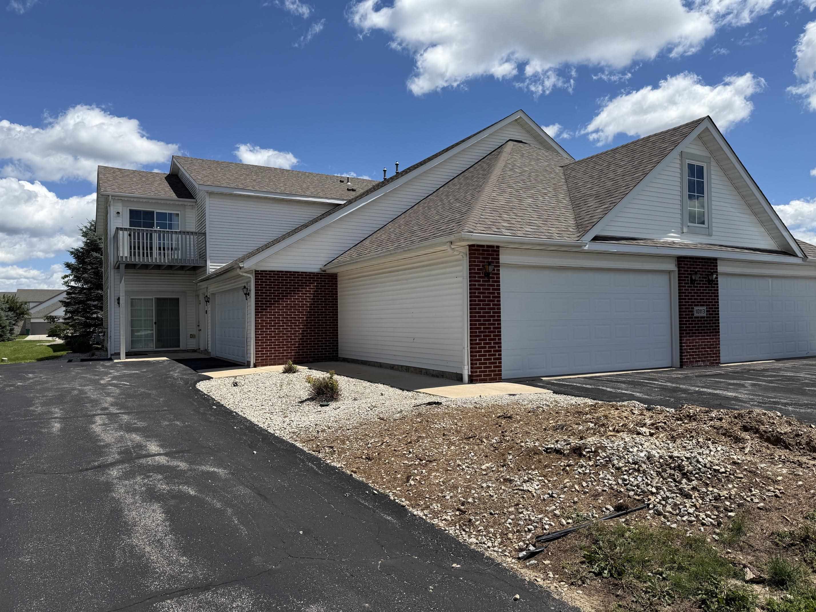 10113 Monarch Road, Unit 1 Roscoe, IL 61073 - Photo 1 of 16