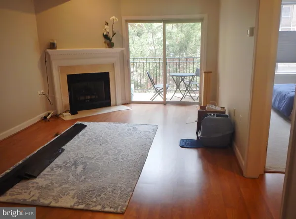 $2,500 | 2330 14th Street North, Unit 206, Arlington, VA 22201