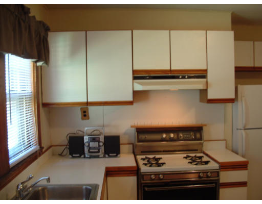 18 Oconnell Road Boston, MA 02124 - Photo 11 of 21