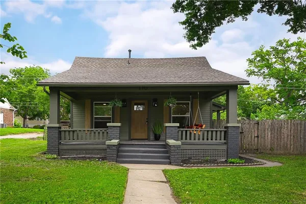 $254,900 | 110 North Campbell Street, Pleasant Hill, MO 64080