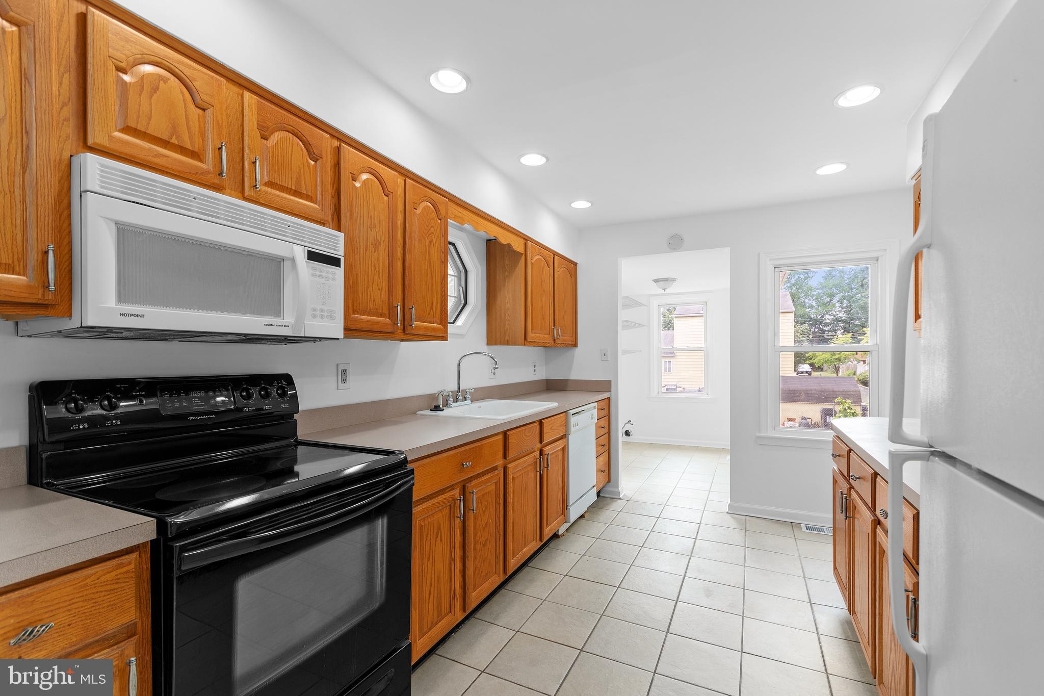 301 Nicholson Road Mount Ephraim, NJ 08059 - Photo 14 of 17 Gallery Image 14