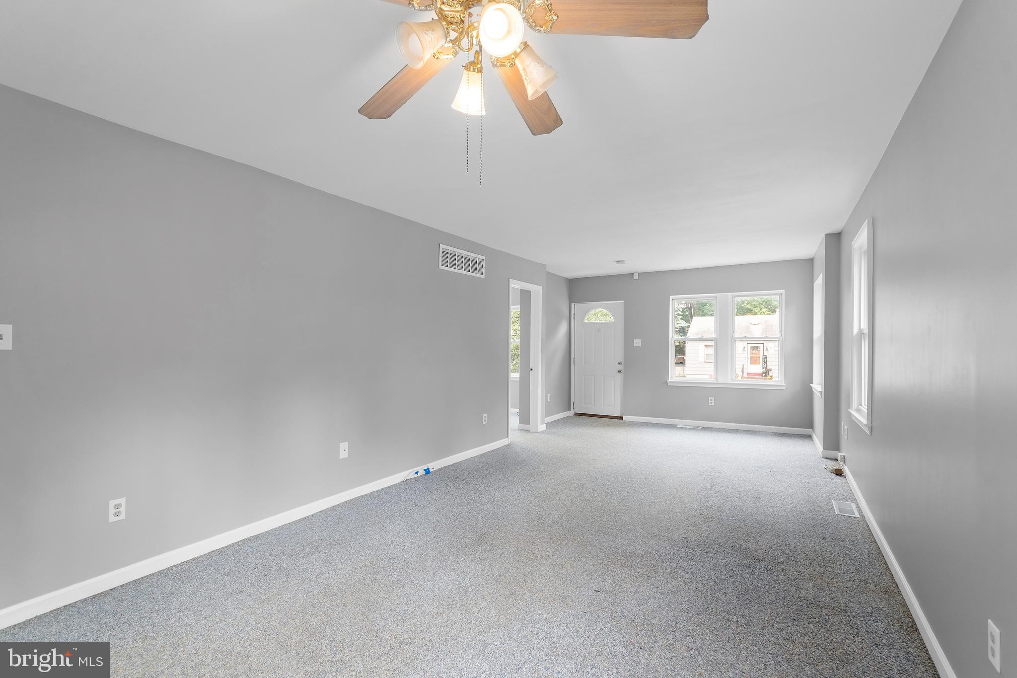 301 Nicholson Road Mount Ephraim, NJ 08059 - Photo 6 of 17 Gallery Image 6