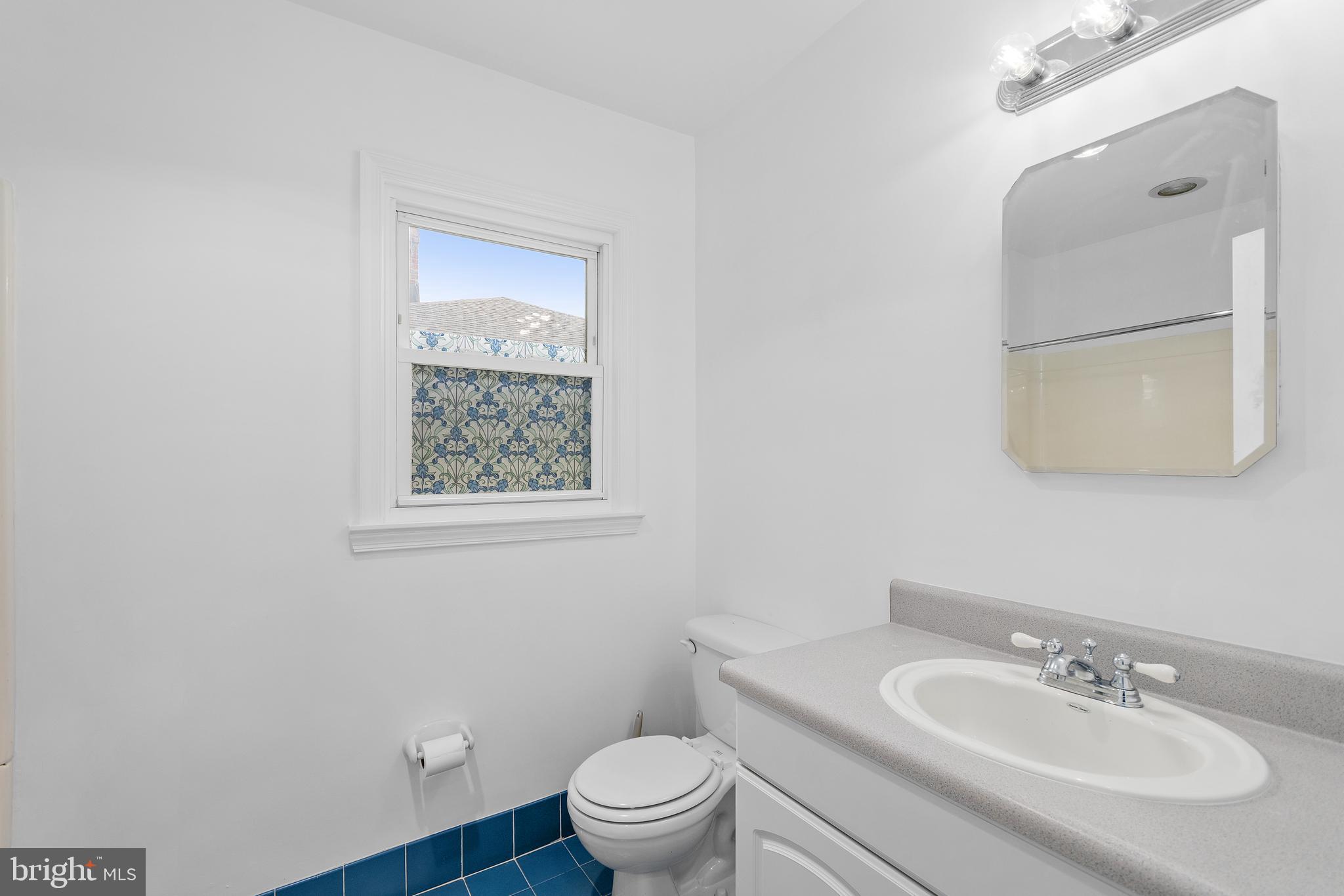 301 Nicholson Road Mount Ephraim, NJ 08059 - Photo 8 of 17 Gallery Image 8