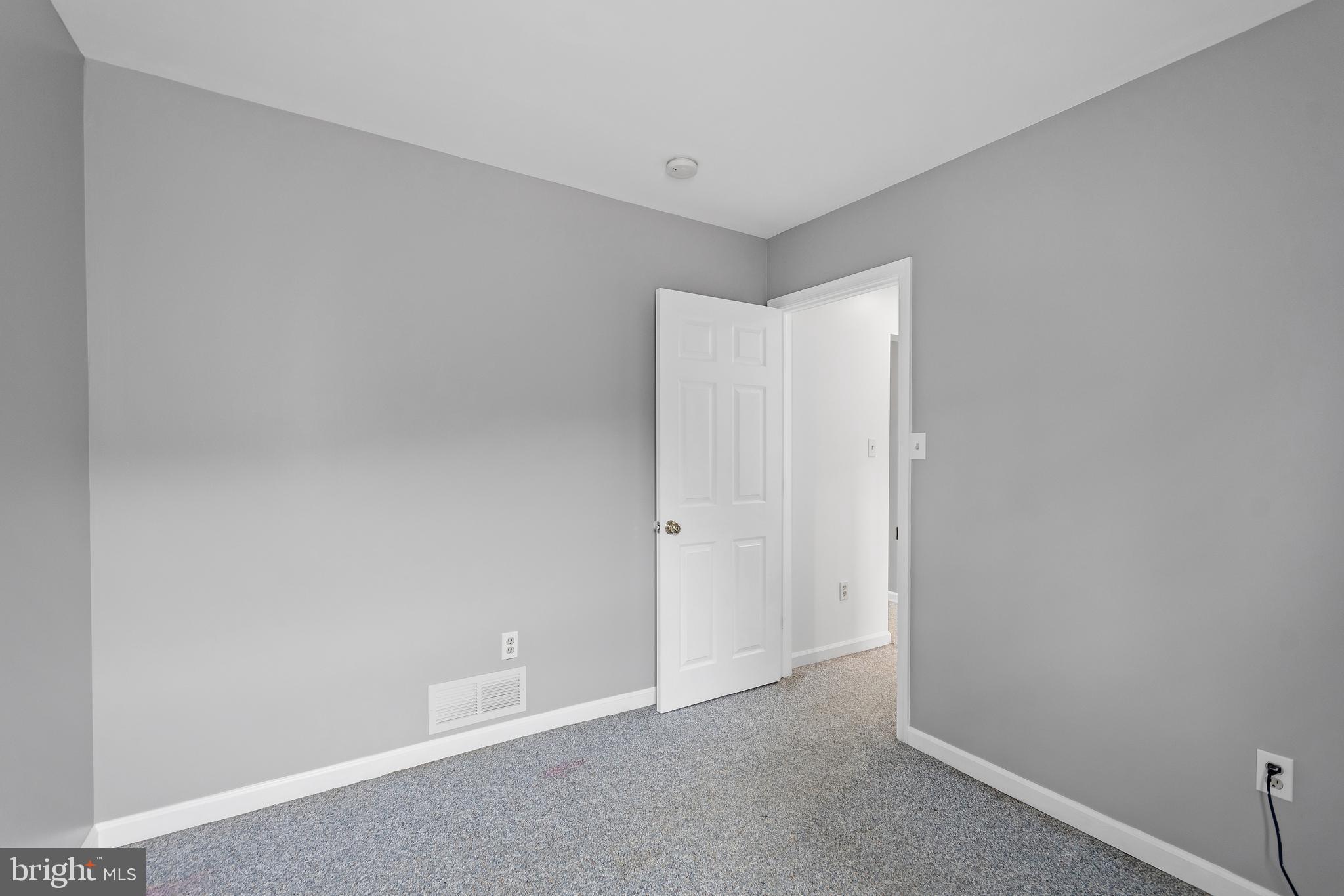 301 Nicholson Road Mount Ephraim, NJ 08059 - Photo 10 of 17 Gallery Image 10